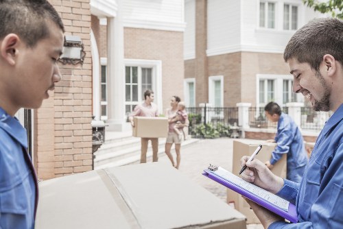 Practical moving help for flats and small businesses in Willesden