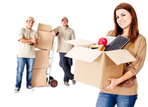 Local moving service supporting a Willesden home relocation