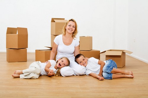 Man and van service for home or business transport in Willesden